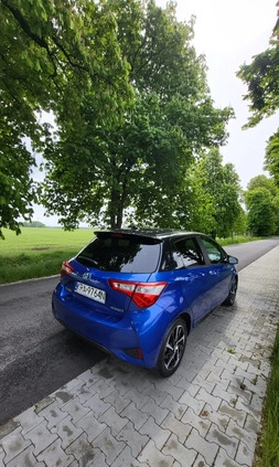 Toyota Yaris cena 59900 przebieg: 65000, rok produkcji 2019 z Chęciny małe 11